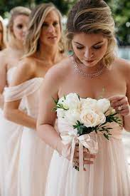 How to choose a bridesmaid bouquet. 15 Beautiful Bouquet Ideas For Your Bridesmaids