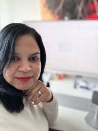 Telearuba a haya e grato noticia cu un Arubiano biba na Alemania, esta  Denise Hradecky