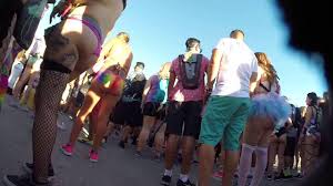 Watch 0007 raver booty candid festival girl shorts raver slut creepshot  video hd at Voyeurex