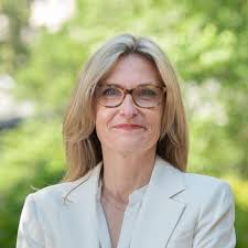 Big congratulations to Karie Davis-Nozemack, Scheller professor and interim  provost at Georgia Tech, for being recognized as a 2025 Favorite Business  Professor by @poetsandquants! Known for her engaging teaching and genuine  care