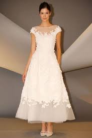 We did not find results for: 470 Brautkleider Kurz Knielang Wadenlang Ideen Kleider Brautkleid Braut