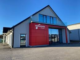 Vi er stolte av å ha 120 av markedets beste entreprenører og byggmestere med på laget, men vi ønsker oss enda flere forhandlere. Norgeshus Kontor Dal Alunor Metall As