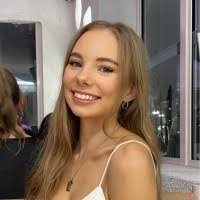 Eve Collier's Instagram, Twitter & Facebook