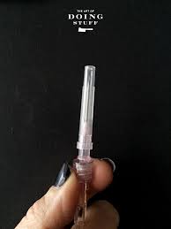 The veterinarian may then come up with a percentage indicating the cat's level of dehydration. How To Give Subcutaneous Fluids To Your Elderly Cat
