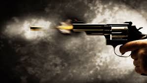 Note all artwork has been credited pubg flare gun wallpaper hd to the creators. Shooting Flare Gun Pubg 1200x628 Wallpaper Teahub Io