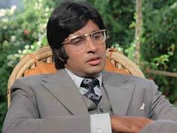 Amitabh Bachchan recalls memories of shooting Chupke Chupke | Filmfare.com