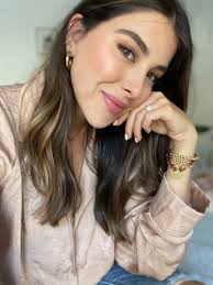 Daniella Monet (@DaniellaMonet)