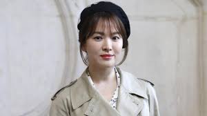 Tenang, kamu bisa coba beberapa skincare korea yang diformulasikan khusus 10 skincare korea untuk perawawatan wajah berjerawat yang wajib kamu punya. 6 Resep Perawatan Kulit Dari Bahan Dapur Ala Selebriti Korea Coba Yuk Lifestyle Liputan6 Com