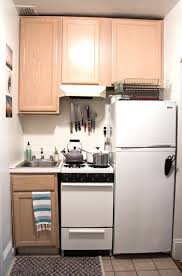 10 Tiny Kitchens Whose Usefulness You Won T Believe Small Apartment Kitchen Simple Kitchen Design Tiny House Kitchen