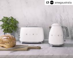 Classic White Breakfast Duo Smeg Smeg Toaster Kettle And Toaster
