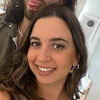 Hannah Arndt's Instagram, Twitter & Facebook