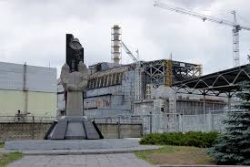 Pltn chernobyl merupakan pembangkit listrik tenaga nuklir milik uni soviet dan terletak di pemukiman pryp'yat, barat laut kota chernobyl yang saat ini masuk wilayah ukraina. 32 Tahun Pasca Reaktor Nuklir Meledak Alam Chernobyl Justru Makin Menakjubkan