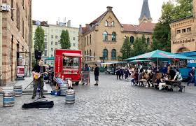 Brewdog wiesbaden is located on marktstraße in the centre of the city featuring 28 taps of amazing craft beer alongside burgers and wings, vintage pinball and arcade games. Berlin Die Bierszene Gerat In Bewegung Treverer Com Der Tierische Volksfeind