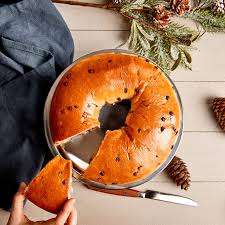 Un Tete A Tete Avec Notre Couronne Et Un Delicieux Chocolat Chaud Delicieux Chocolat Brioche Pasquier Delicieux