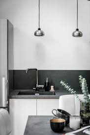 Credence Beton Cire Cuisine Avantages Inconvenients Et Idees En Images Beton Cire Cuisine Cuisine Beton Plan De Travail Cuisine