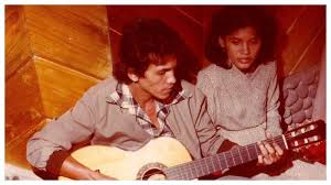 A d e a f#m d e d a e a. Kunci Chord Dan Lirik Lagu Perjalanan Fanky And Jane Duduk Di Hadapanku Seorang Ibu Tribun Wow