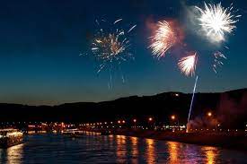 Montag ist der längste tag des jahres. Sommerbeginn In Der Wachau Und Im Nibelungengau Sonnenwende Feuerzauber