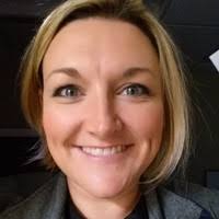 Deanna Booker's Instagram, Twitter & Facebook