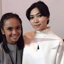 See more of lyodra ginting on facebook. Ternyata 4 Tahun Lalu Lyodra Pernah Foto Bareng Isyana Kumparan Com