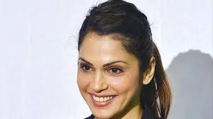 Actress Isha Koppikar reveals secret behind her ageless glow