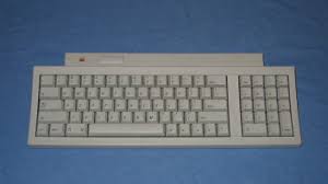 Falls die deutschschweizer tastaturtreiber geladen sind, so sind nur die linken zwei beschriftungen zu beachten, d. Tastatur Tasten Kappen Bedrucken Lassen Peripheriegerate Vzekc E V
