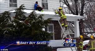 Antwan Moore: Hero neighbor saves toddler who crawled out window and