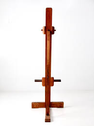 Vintage Floor Easel In 2020 Floor Easel Vintage Floor Wooden Easel