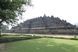Bagaimana cara memindahkan ikan arwana anakan ke aquarium baru? Mengapa Kita Harus Melestarikan Warisan Budaya Balai Konservasi Borobudur