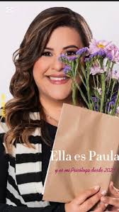 En cada destino que he viajado o vivido siempre sumo a mi maleta grandes  aprendizajes, de Argentina llevo: Maternidad con infancias felices y  libres, Medialunas, terapia y un poco el mate., Ella es ...