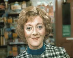 June Broughton coronation street signed genuine authentic autograph UACC RD  COA