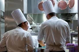 E' stato a fianco di altri famosi chef come aldo zilli e gordon ramsay. Chef E Pasticceri Emergenti Gli Under 30 Da Tenere D Occhio