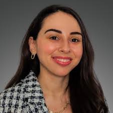 Amanda Hartsell's Instagram, Twitter & Facebook