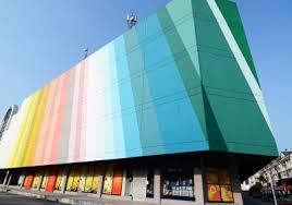 People don't really visit pandan kapital to shop other than to buy groceries from giant, one of the tenants.i come here for only one reason.and that's to eat at esquire kitchen which has a branch here. Location Midpoint The Shopping Point