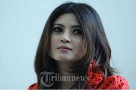 Keluarga Sebut Novi Amelia Pribadi yang Tertutup, Namun Peduli dengan  Keluarga dan Kampung Halaman: Almarhumah Selalu Memberi Bantuan...