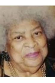 Lucinda Knight's Instagram, Twitter & Facebook