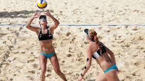 Each team at the olympic games is allowed up to 12 players, but only 6 play on court. Kelly Claes Sarah Sponcil Move Closer To Olympic Beach Volleyball Berth