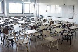La mayoría de las aulas de nuestros centros educativos. Aulas Vacias Un Desafio Educativo Pausa
