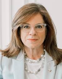 Amanda Hyndman's Instagram, Twitter & Facebook