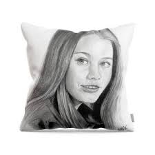 viggo Mortensen Throw Pillow by Lantz Fisk