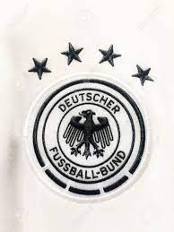 Mit dem neuen emblem soll das profil von deutschlands zweithöchster spielklasse geschärft werden. Bangkok Thailand 9 Juni 2016 Das Logo Von Deutschland Fussball Nationalmannschaft Auf Offizielle Trikot Lizenzfreie Fotos Bilder Und Stock Fotografie Image 58009433