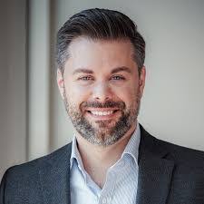 Leon Laird's Instagram, Twitter & Facebook