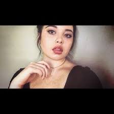 Valerie Quesada's Instagram, Twitter & Facebook