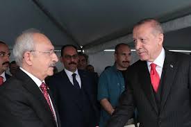 .birbirine aynı soruyu soruyordu kimdir bu sezgin baran korkmaz ve neler oluyor? dönelim biz sezgin baran korkmaz'a… recep tayyip erdoğan ile ilgili açıklamalar yapacağını belirtmişti. Chp Kilicdaroglu Erdogan A 5 Kurusluk Dava Aciyor Independent Turkce