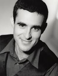 Sam Vincent's Instagram, Twitter & Facebook