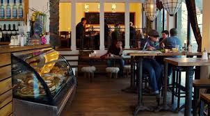 Das Restaurant Mit Leckerer Abendkarte Fruhstuckscafe Den Stadtbekannten Selbstgemachten Kuchen Cafe Restaurant Fruhstuck