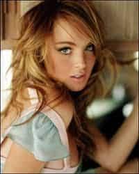 Lindsay Lohan shrugs off sex tape reports - Hindustan Times