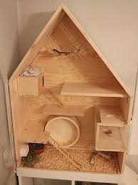 Homemade Chinny Cage In The Form Of A Little House Maison Hamster Cage Hamster Cage Chinchilla