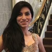 Sara Tello's Instagram, Twitter & Facebook