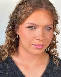 Shay Norton's Instagram, Twitter & Facebook