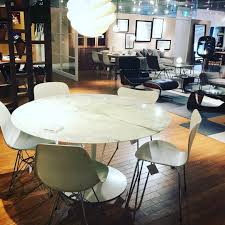 hatsuki2039 instagram ダイニングテーブル ぐるぐる悩み中 丸テーブルいいよね 丸テーブル 大理石のチューリップテーブル欲しーよー ほぼこれに決まり リプロダクト安いし でも大理石重い コンランショップ リビングデ チューリップテーブル 丸